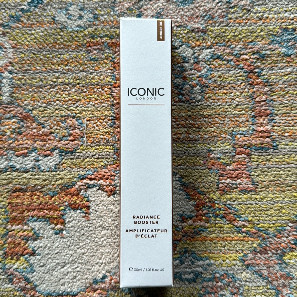 ICONIC LONDON Radiance Booster Dewy Tinted Moisturizer